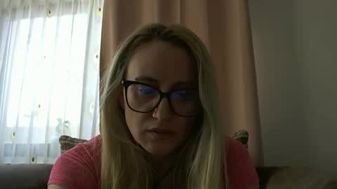 Melly online show from January 14, 12:35 pm