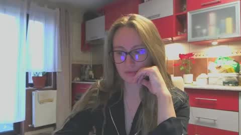 Melly online show from February 14, 7:07 am