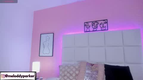 MELODDY PARKERR online show from March 18, 3:56 am