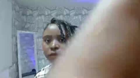 meloddyy_tay1 online show from April 5, 3:14 am