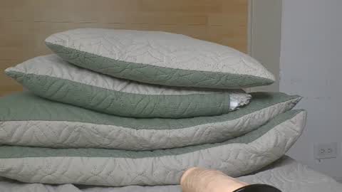 Melodi  online show from July 1, 12:14 pm