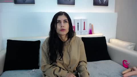 Melodi online show from April 7, 1:57 pm