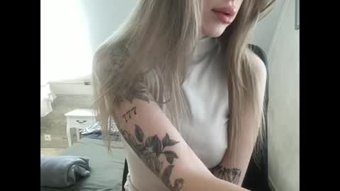 Melodie Sweet online show from February 10, 9:56 am