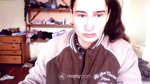 Yummygirl online show from December 15, 6:31 am