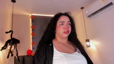  Memphis Williams  online show from October 28, 2:56 am