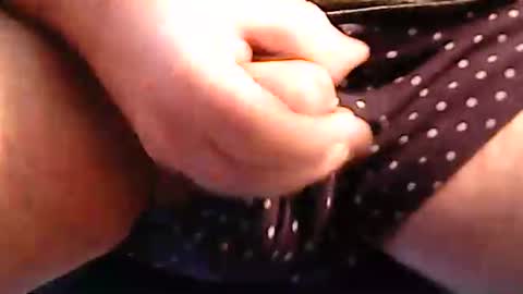 menwith64 online show from December 3, 12:02 pm