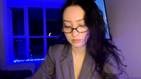 MeowAlika online show from April 30, 5:51 pm