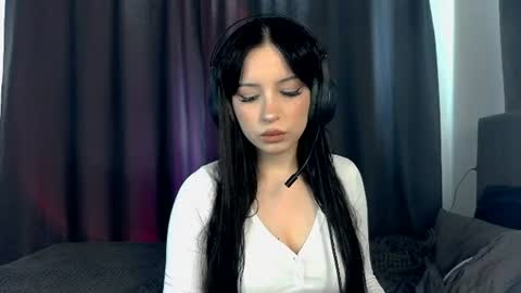 Melissa online show from June 21, 8:21 am