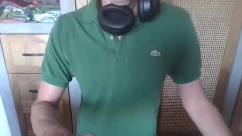 mercandezinc online show from April 21, 11:12 pm