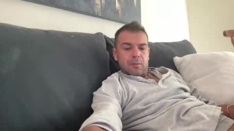 Mercedes190d online show from March 22, 12:09 pm