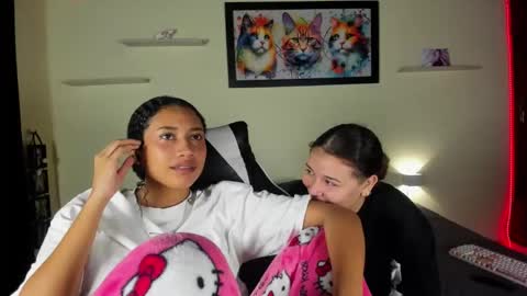 CRISTI AND MEREDIT online show from March 4, 5:26 am