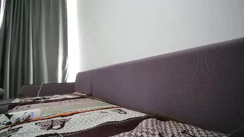 meriannabell online show from April 20, 4:37 am