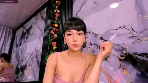 Diane 3 online show from September 9, 12:43 am