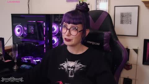 merrick monroe  online show from November 5, 8:55 pm