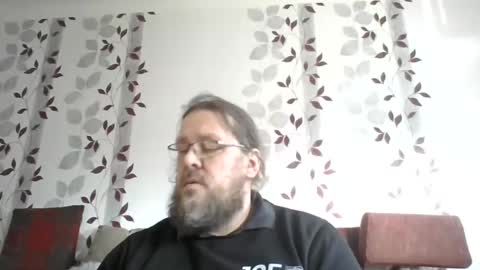 ask me online show from February 4, 10:32 am