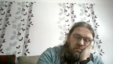 ask me online show from February 4, 9:13 am