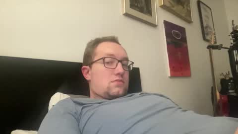 metallica92786 online show from March 4, 6:32 am