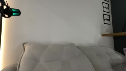 mettew22cm online show from January 16, 2:53 am