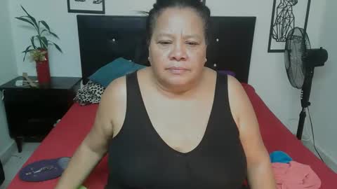 mhia1972 online show from November 30, 7:43 pm