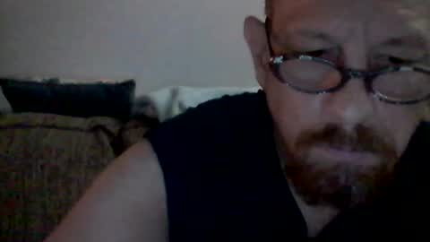 mhitch924 online show from June 14, 1:49 am