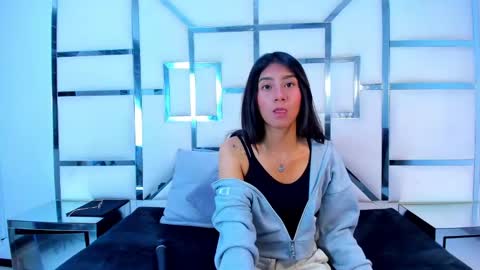 mia_clark18 online show from October 7, 4:08 am