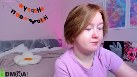 Mia online show from October 29, 2:46 am