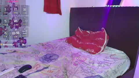 mia_fernand online show from July 14, 2:05 am