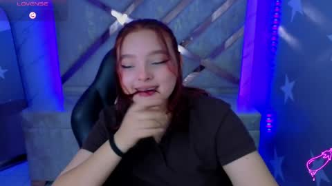 Mia online show from May 21, 3:18 pm