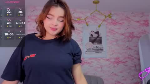 Mia online show from February 11, 2:32 pm