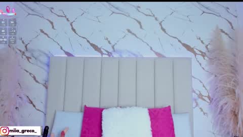mia_greco_ online show from September 28, 4:32 am