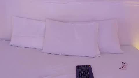 mia_lombana online show from October 30, 9:04 pm