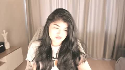 Mia 3 online show from July 22, 4:36 am