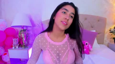 mia montess online show from April 13, 5:28 pm