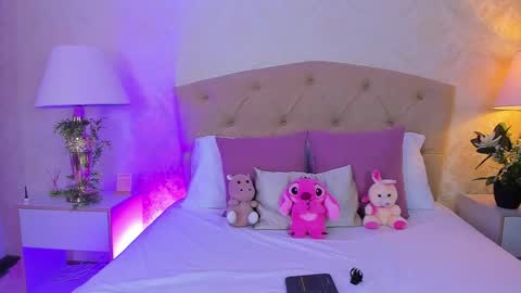 mia montess online show from March 13, 1:14 pm