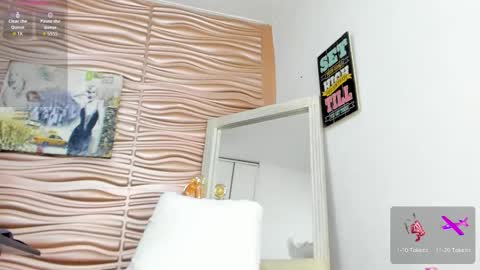 Mariana online show from February 28, 7:07 pm