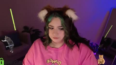 Mia online show from March 25, 1:34 am