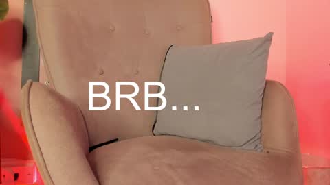 Mia online show from December 30, 11:28 pm