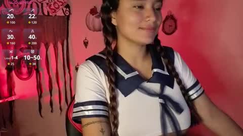 mia_sweetdc online show from October 15, 7:15 pm