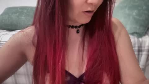 Mia online show from April 30, 5:29 pm