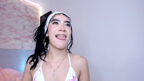 mia_velveet online show from April 18, 7:07 pm