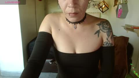 MIA  online show from April 1, 2:03 pm