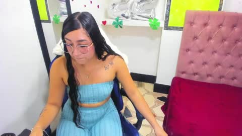       online show from April 15, 7:58 pm