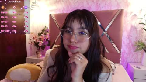 miaa_smiith1 online show from February 15, 4:36 am