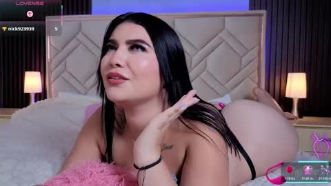 Miaa Farrel online show from February 28, 8:13 pm