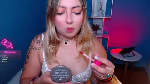 Andrea online show from December 16, 11:33 am