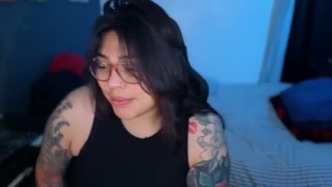 Mia online show from April 20, 1:19 am