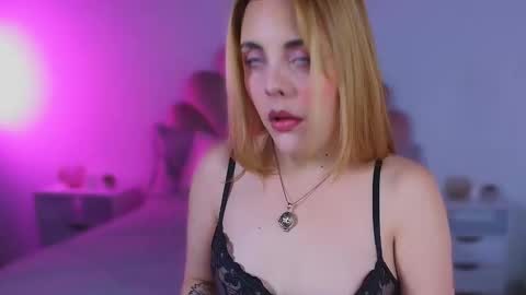 Mary online show from February 18, 11:21 am