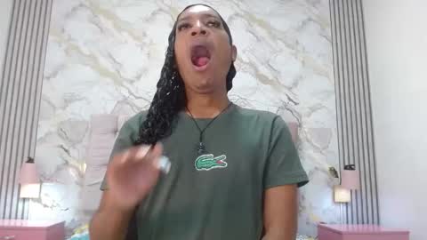 MiaCoock online show from January 8, 1:28 pm