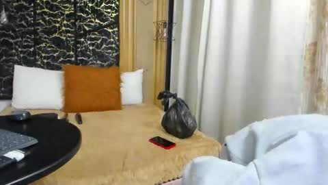 MiaCours online show from February 7, 10:51 am