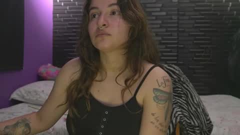 Mia online show from February 1, 3:03 am